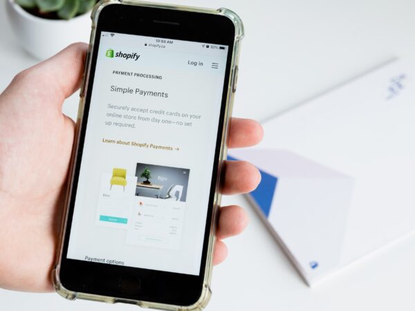 Waarom kiezen bedrijven voor een Shopify webshop?